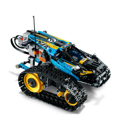 LEGO® Technic 42095 Radijo bangomis valdomas kaskadininkų automobilis