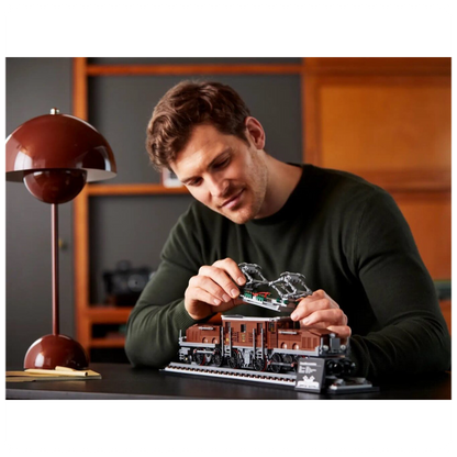 LEGO® Icons Krokodilų lokomotyvas 10277