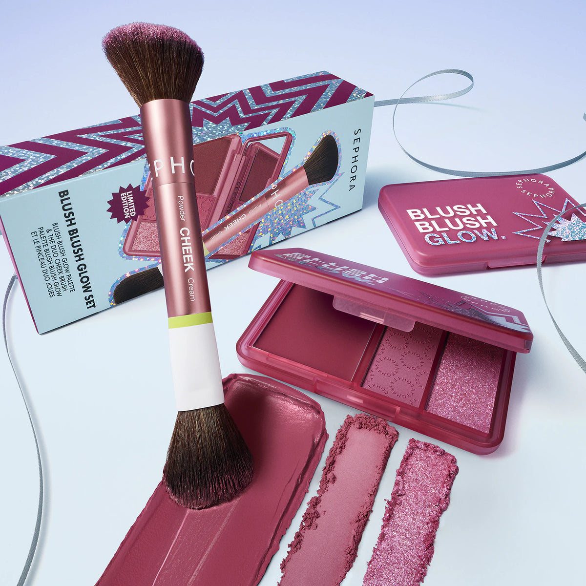 SEPHORA COLLECTION Blush Blush Glow Set - skaistalų ir švytėjimo paletė su dvipusiu šepetėliu
