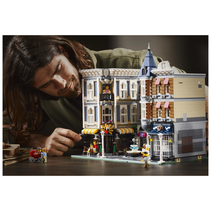 LEGO® Creator 10255 surinkimo aikštė