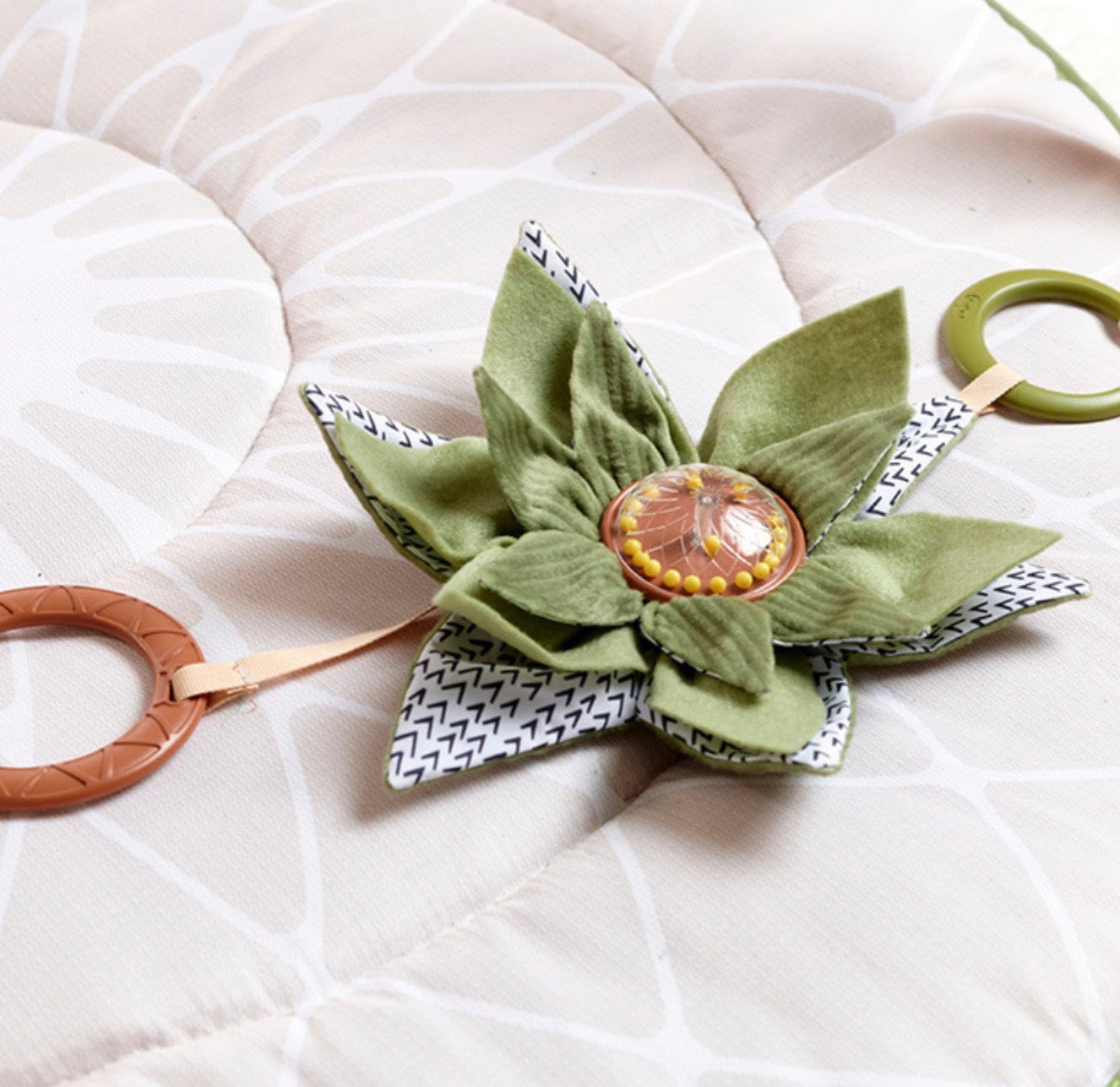 TINY LOVE lavinamasis kilimėlis Boho Chic