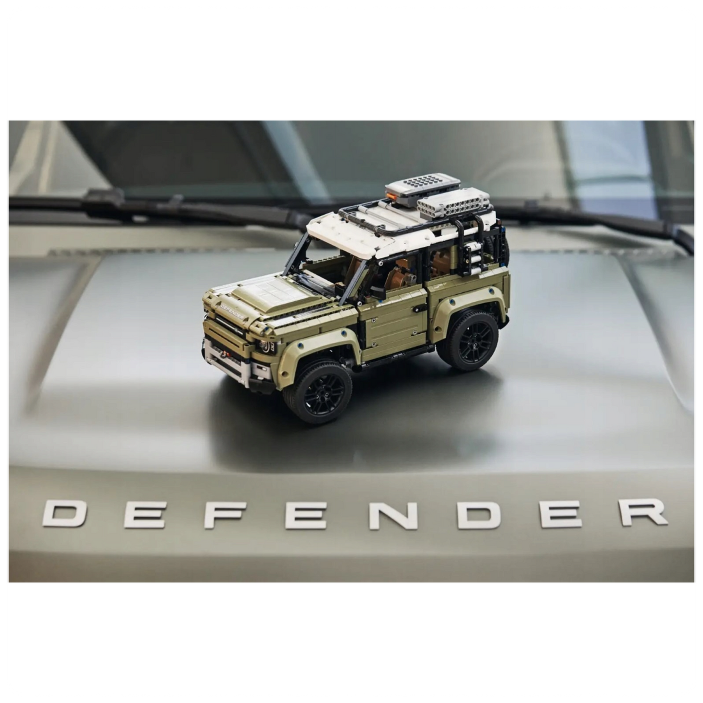 LEGO® Technic Land Rover Defender 42110