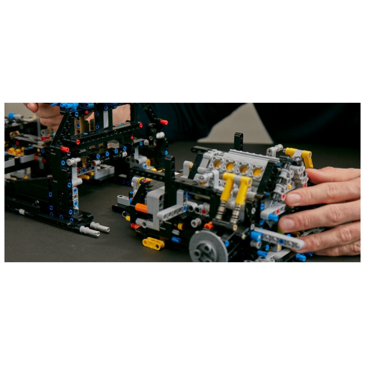 LEGO® Technic 42083 Bugatti Chiron
