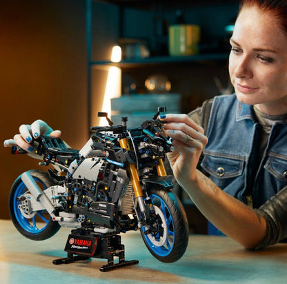 LEGO® Technic 42159 Yamaha MT-10 SP